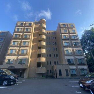 北海道室蘭市中島本町１丁目 賃貸マンション