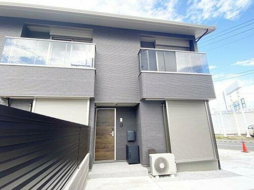 埼玉県さいたま市中央区円阿弥５丁目 テラスハウス