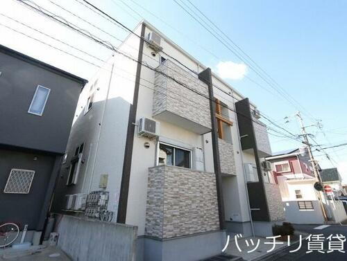 福岡県福岡市博多区麦野４丁目 2階建 築10年8ヶ月