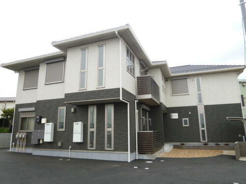 神奈川県高座郡寒川町宮山 賃貸アパート