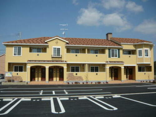 熊本県菊池郡菊陽町花立１丁目 築16年10ヶ月 2階建