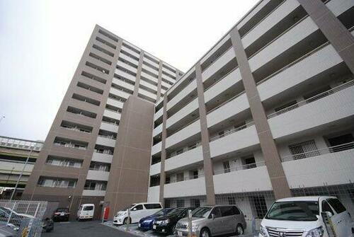 ガーデン板橋氷川町 地上14階地下1階建
