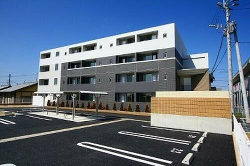 熊本県熊本市東区長嶺東４丁目 築10年11ヶ月 4階建