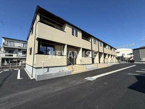 長崎県諫早市八天町 2階建 