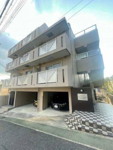 兵庫県神戸市灘区桜ヶ丘町 4階建