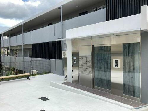 大阪府吹田市尺谷 6階建 築5年3ヶ月