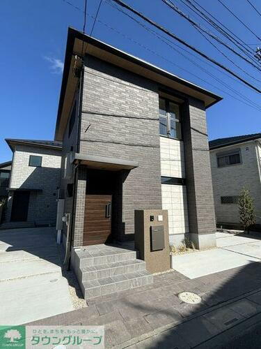 埼玉県吉川市美南２丁目 テラスハウス