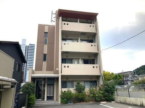 ヴィレイア１０１ 4階建