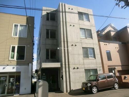 Ｓ＆ＡＩＩ 4階建