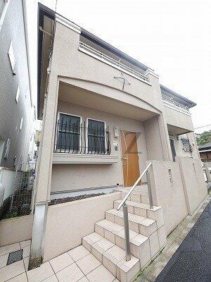 神奈川県横浜市港北区篠原東１丁目 テラスハウス