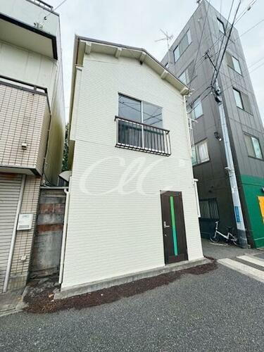 神奈川県川崎市川崎区浜町４丁目 2階建