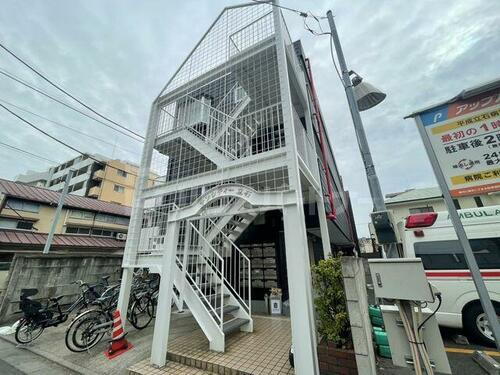 東京都葛飾区立石５丁目 3階建
