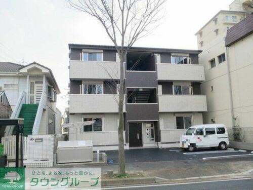ノエル新松戸 3階建