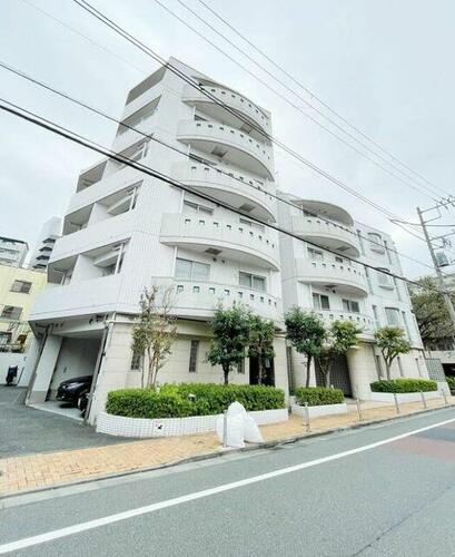 東京都品川区荏原２丁目 7階建