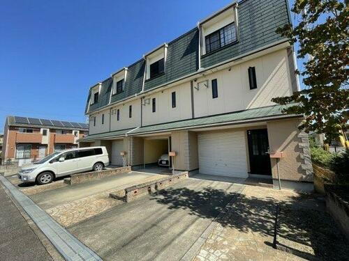 愛知県岡崎市緑丘３丁目 テラスハウス