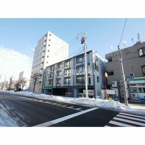 北海道札幌市豊平区豊平七条７丁目 4階建