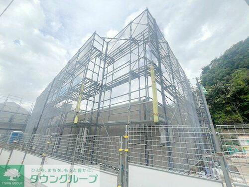 神奈川県横浜市港北区篠原町 2階建 