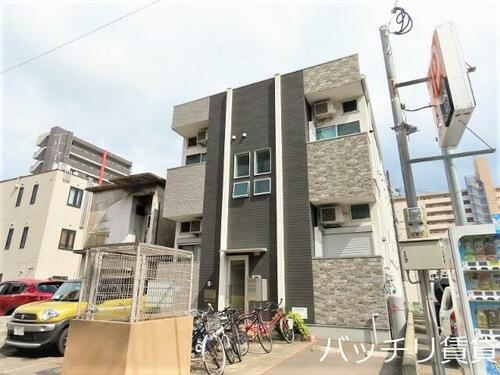 スタート博多 2階建