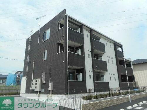 アルト・クエスタ 3階建