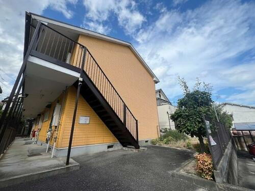 兵庫県西宮市上甲東園６丁目 2階建