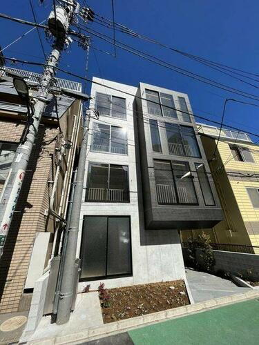 Ｌｉｂｒｅｓ西新宿 5階建