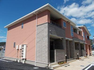 兵庫県姫路市広畑区小坂 2階建 築11年11ヶ月