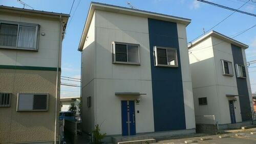吉松ガーデン 2階建