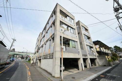 東京都三鷹市新川３丁目 4階建 築35年8ヶ月