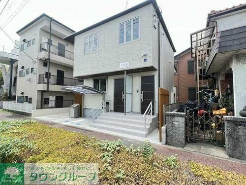 メゾン　ユリ 2階建