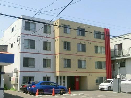 マイア月寒東 4階建