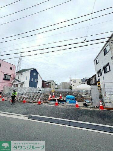 シェーンブルーメ横浜 3階建