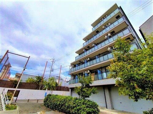 兵庫県神戸市兵庫区上沢通１丁目 6階建