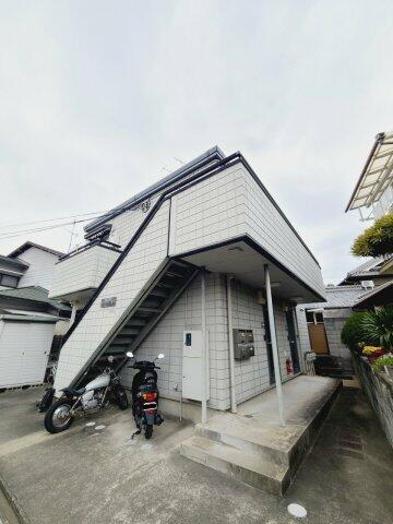 メゾン勇 2階建
