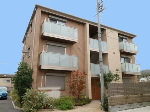 奈良県生駒市壱分町 3階建 築8年6ヶ月