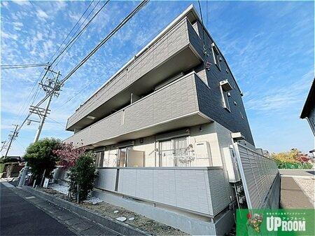 愛知県江南市前飛保町寺町 築4年11ヶ月 3階建