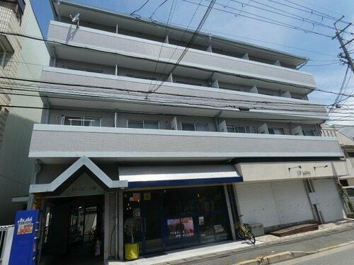 大阪府箕面市坊島１丁目 築37年9ヶ月 4階建