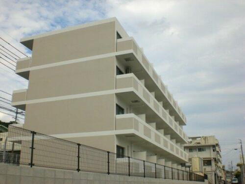 ちゅら 4階建