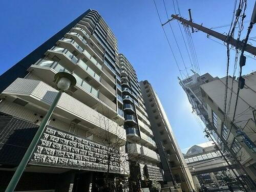 兵庫県神戸市中央区海岸通４丁目 15階建