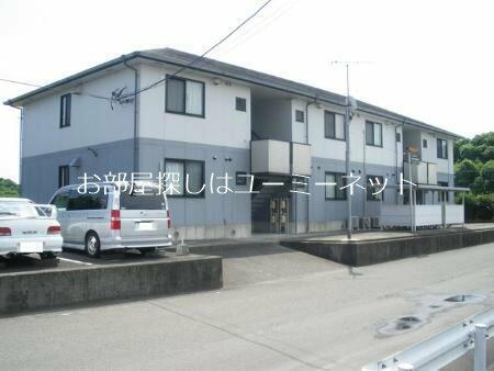 鹿児島県霧島市隼人町真孝 2階建
