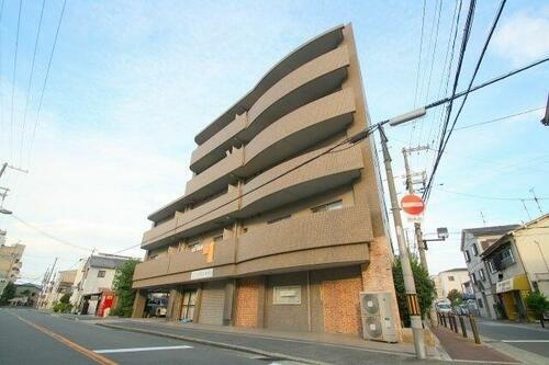 メゾンコトブキ清水 5階建