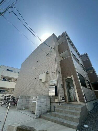 大阪府豊中市小曽根３丁目 3階建