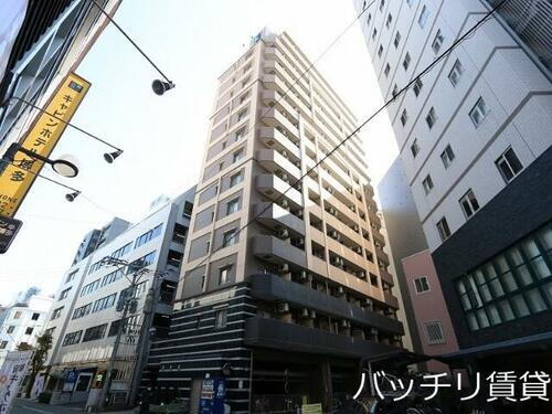 エステムコート博多駅前アヴェール 15階建