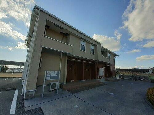 高知県香南市野市町西野 2階建
