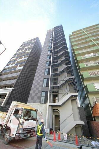 大阪府大阪市浪速区塩草３丁目 15階建