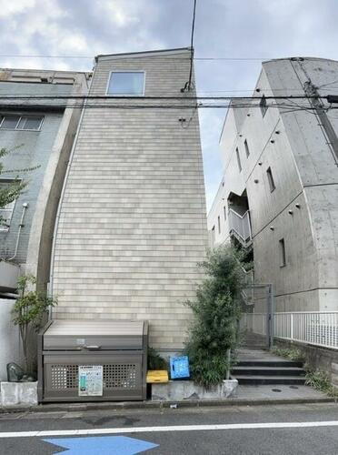 東京都杉並区西荻北３丁目 3階建