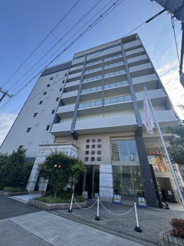 Ｄｏｌｃｅ　Ｖｉｔａ　新大阪 9階建