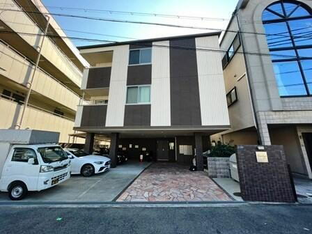 兵庫県尼崎市次屋１丁目 3階建 築11年
