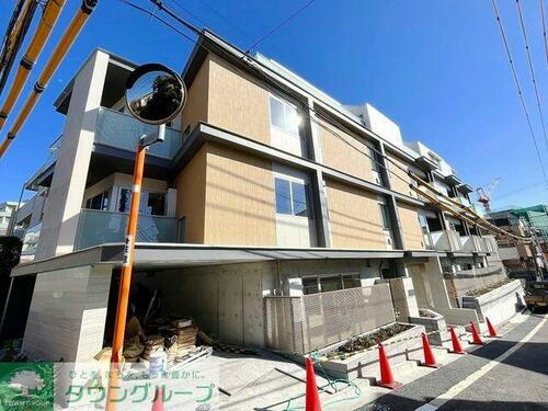 東京都大田区北千束２丁目 4階建