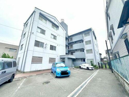 ベルベ田中 4階建