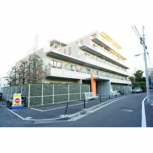 メゾン・ラフィーネ 5階建